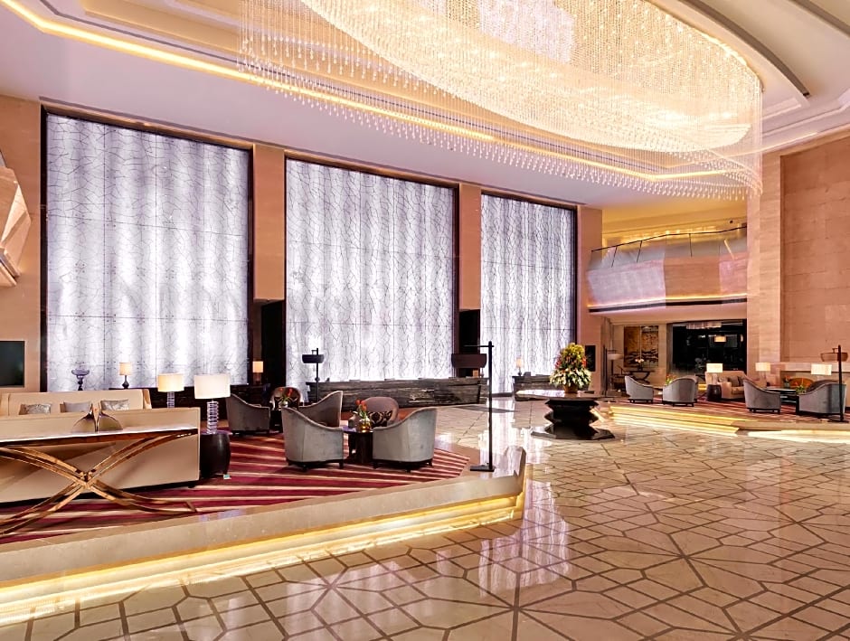 Sheraton Changchun Jingyuetan Hotel