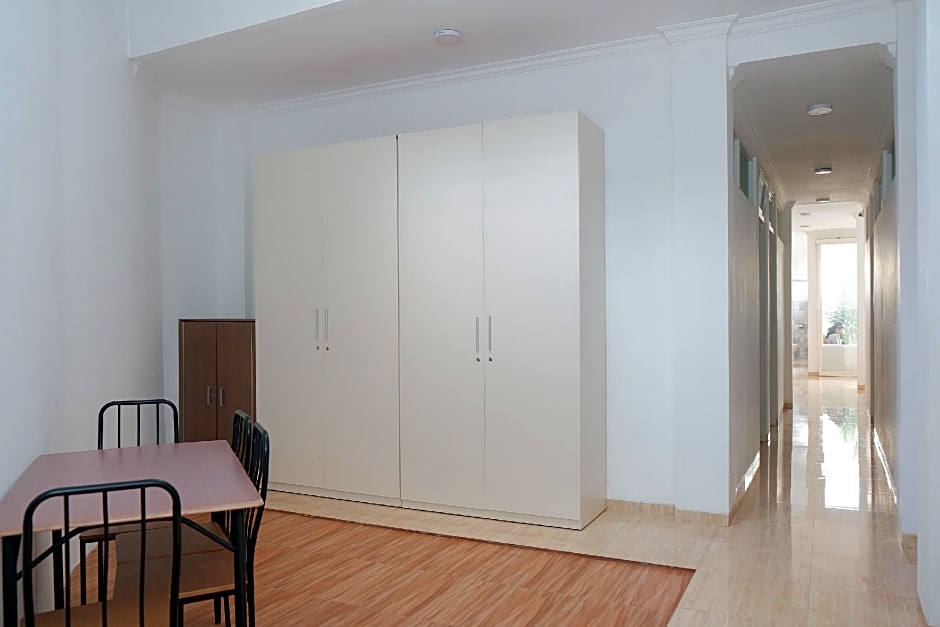 OYO 1454 111 Residence