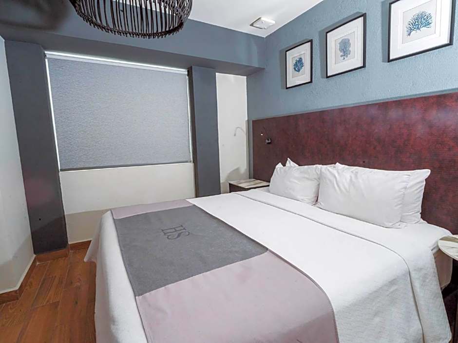 HS HOTSSON Hotel Acapulco