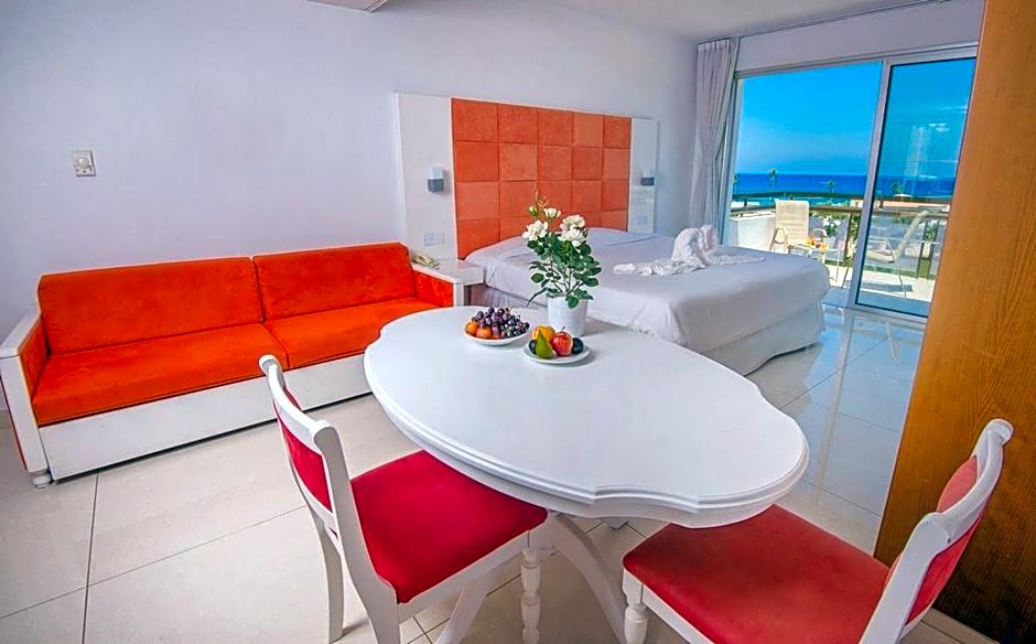 Marlita Beach Hotel Apartments
