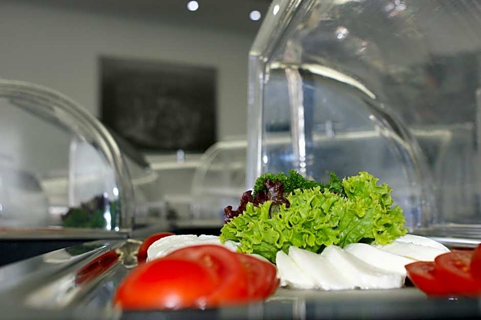 Hotel Rühen, 24 Stunden Check in, Küche, kostenfreie Parkplätze