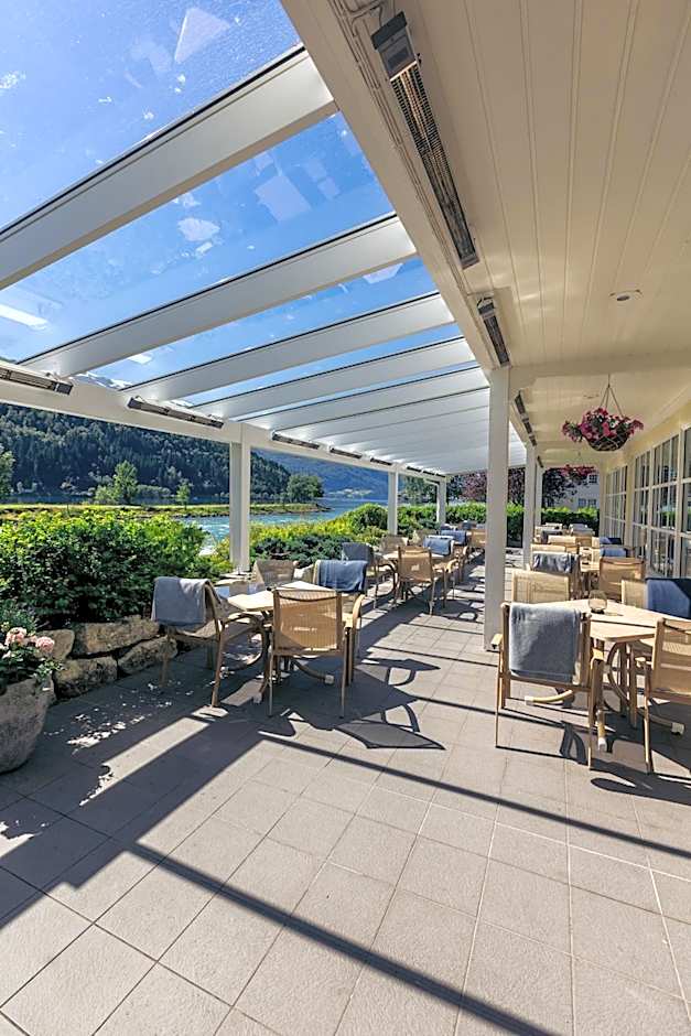 Hotel Loenfjord Loen