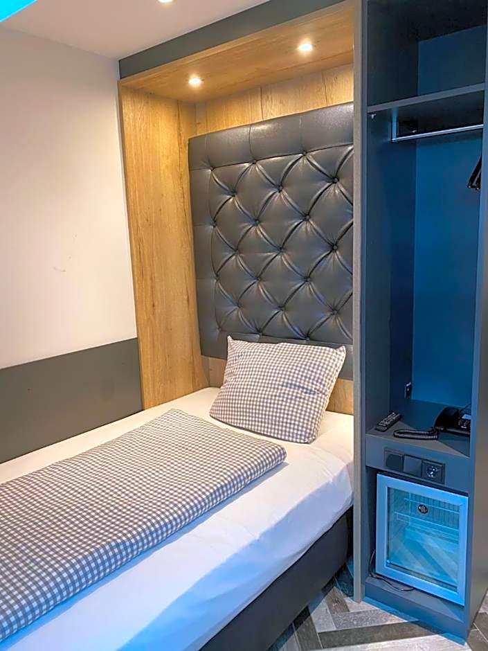 Munich Deluxe Hotel