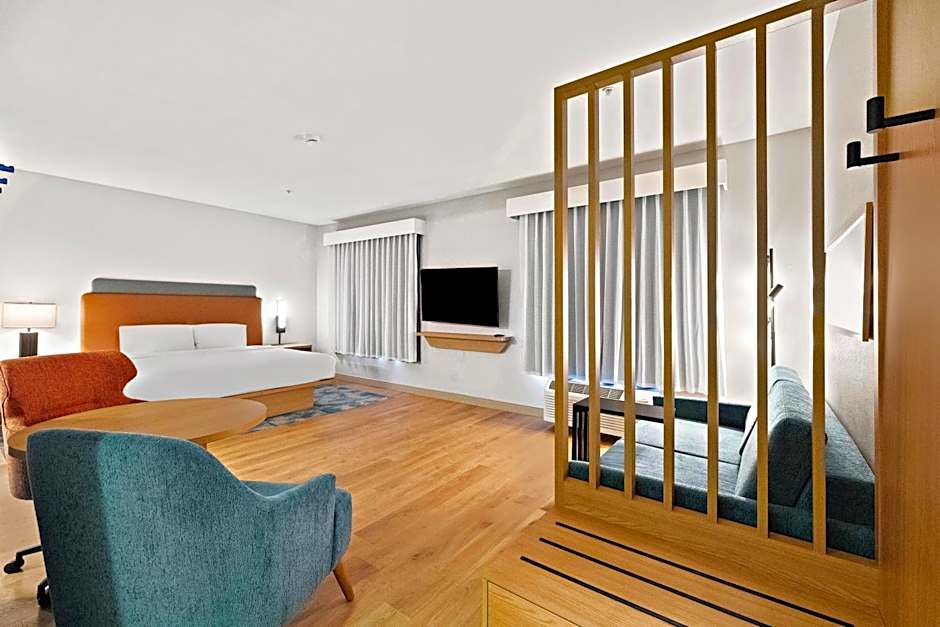 Hampton Inn By Hilton And Suites Lancaster