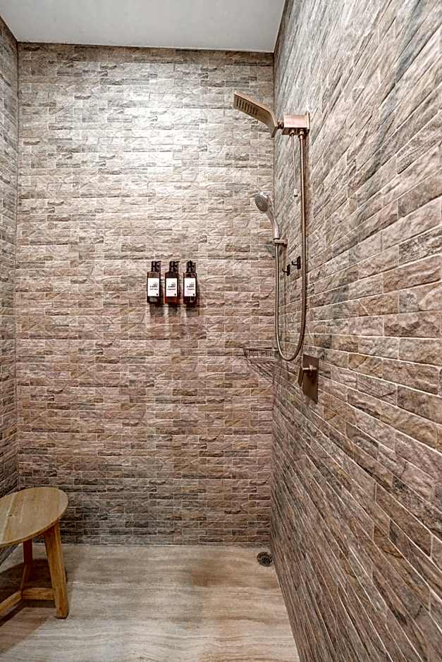 Flow Condesa - Adults Only