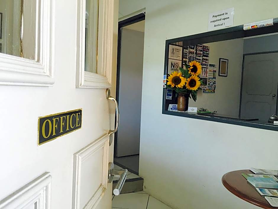 Gin Gin Village Motor Inn Motel QLD