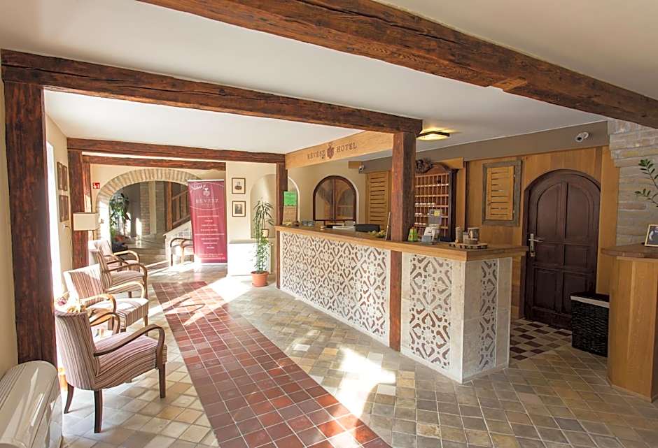 Révész Hotel, Restaurant and Rosa Spa