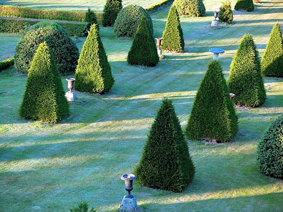 Château De Chambiers