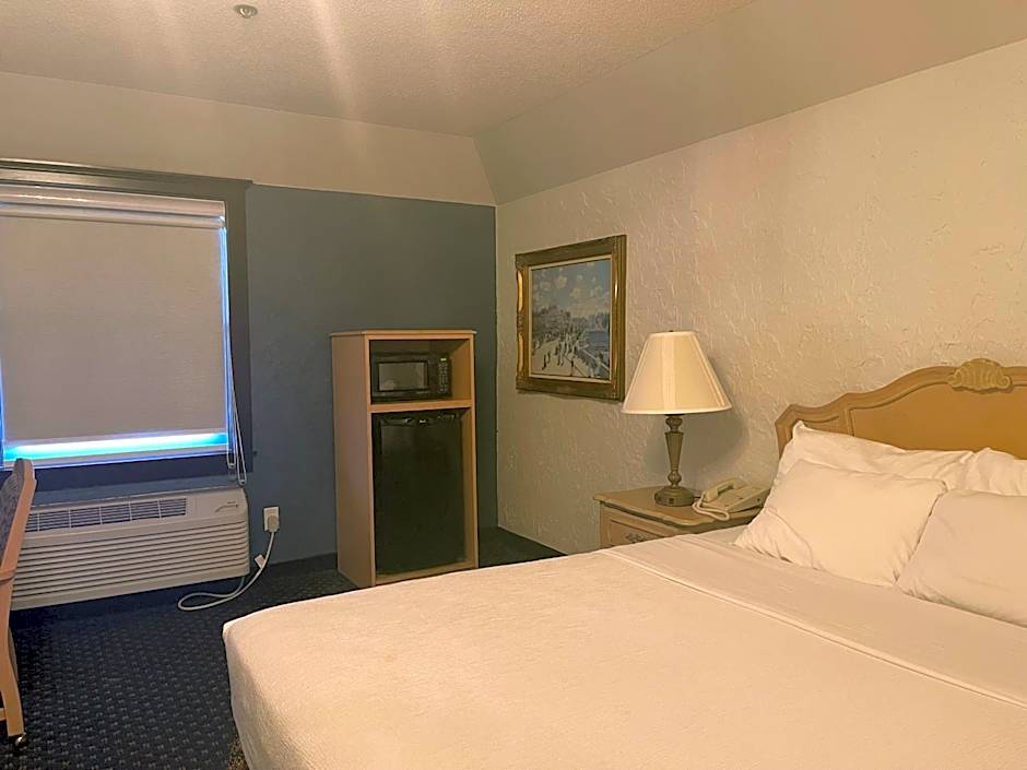 Chateau Hotel and Conference Center
