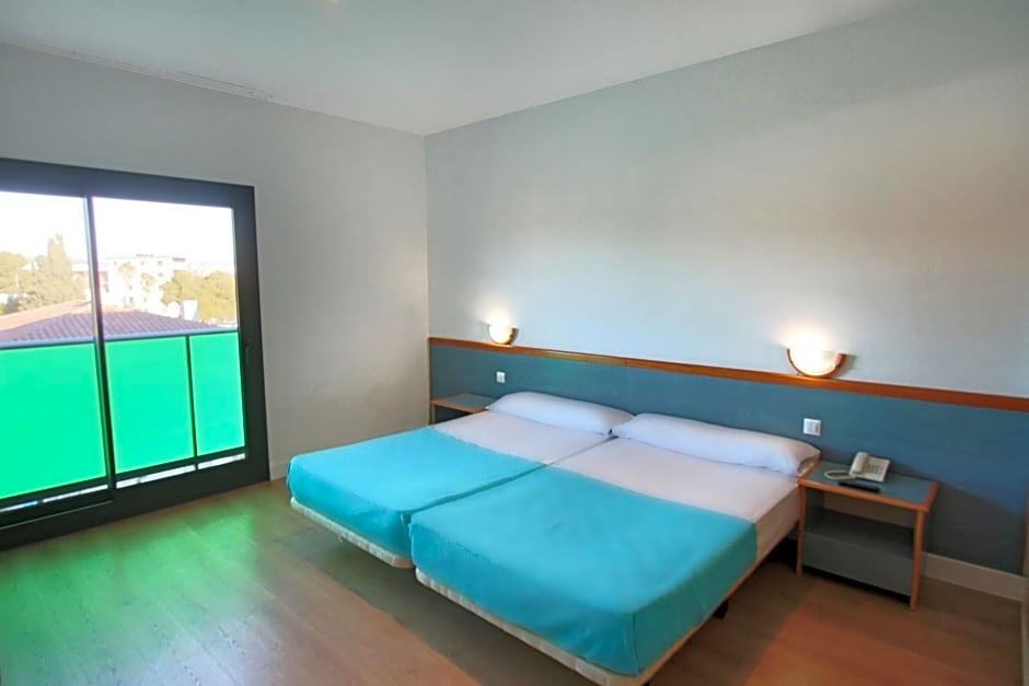 Hotel Brisamar Suites