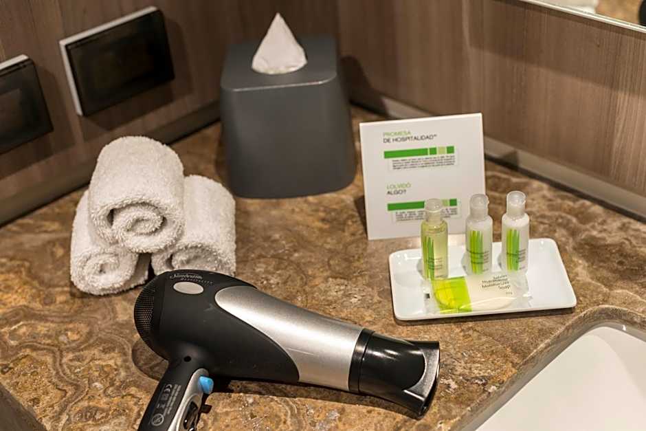 Holiday Inn Lima Airport By IHG