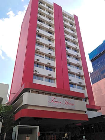 Hotel Tower House Suites