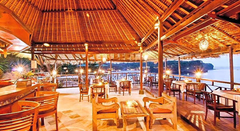 Mushroom Beach Bungalow