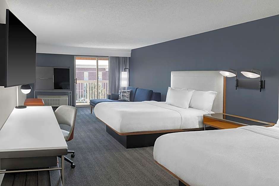 Courtyard by Marriott Cleveland Airport South