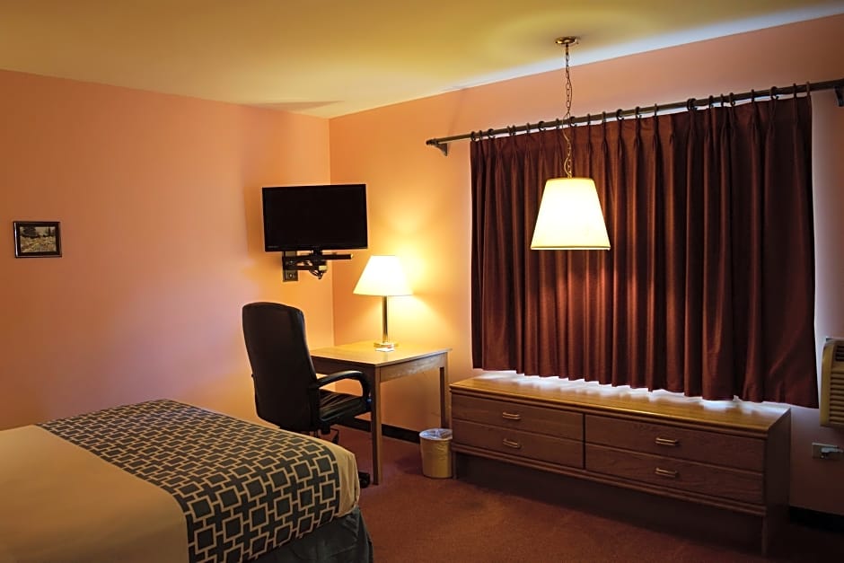 AmeriVu Inn and Suites - St. Croix Falls