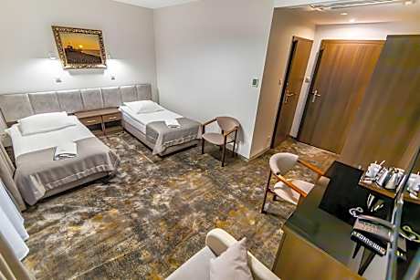 Deluxe Double or Twin