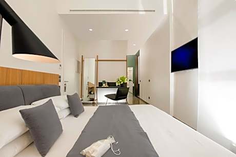 Superior Deluxe Double or Twin Room