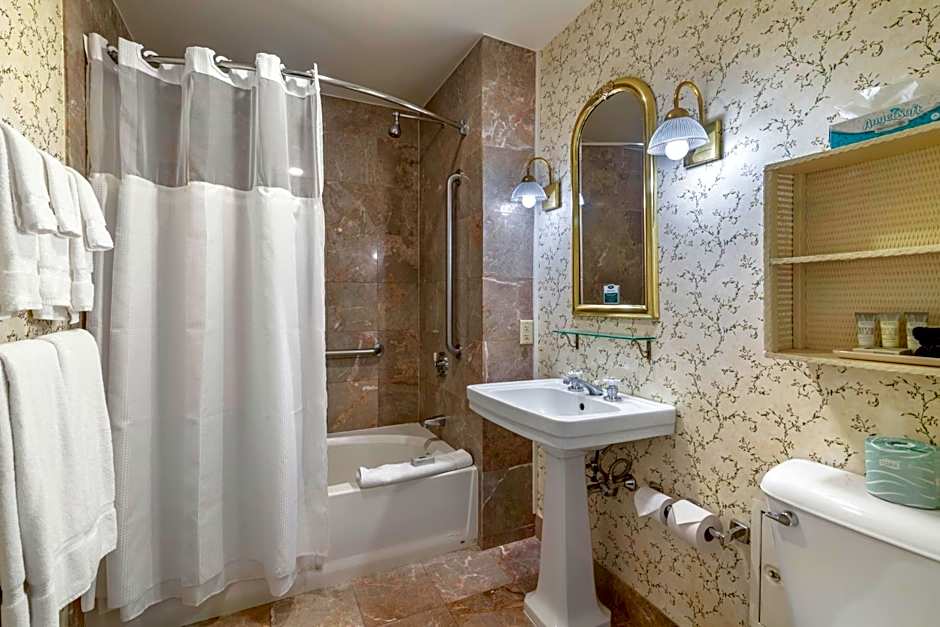 The Harraseeket Inn & Event House