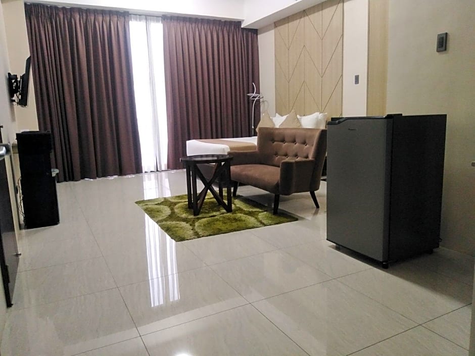 Eastland Hotel and Residences