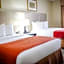 Country Inn & Suites by Radisson, Chester, VA