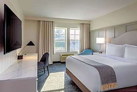 Standard King Room