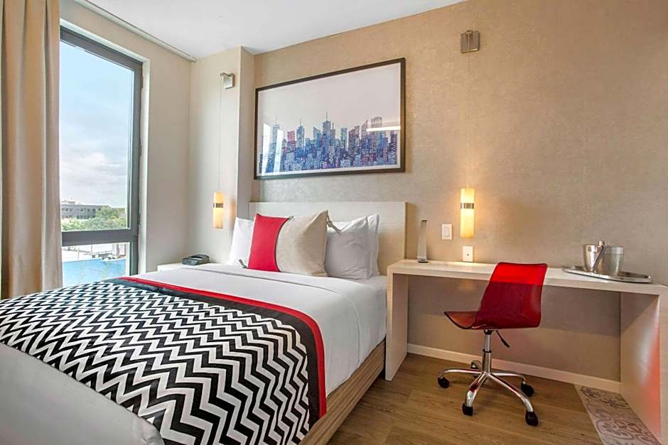 Insignia Hotel Brooklyn, Ascend Hotel Collection