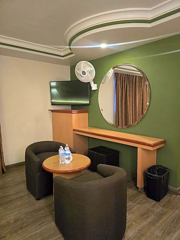 Hotel y Villas Gran Vía, Tultitlán