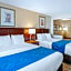 Comfort Suites Normal University area