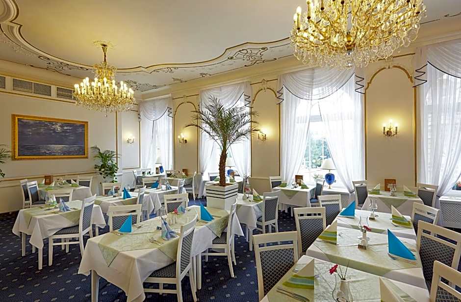 Ensana Hotel Pacifik