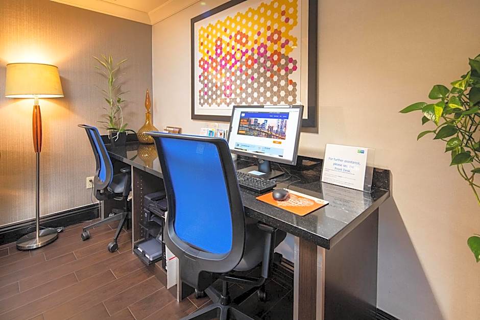 Holiday Inn Express Castro Valley By IHG