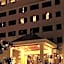 Sri U-Thong Grand Hotel
