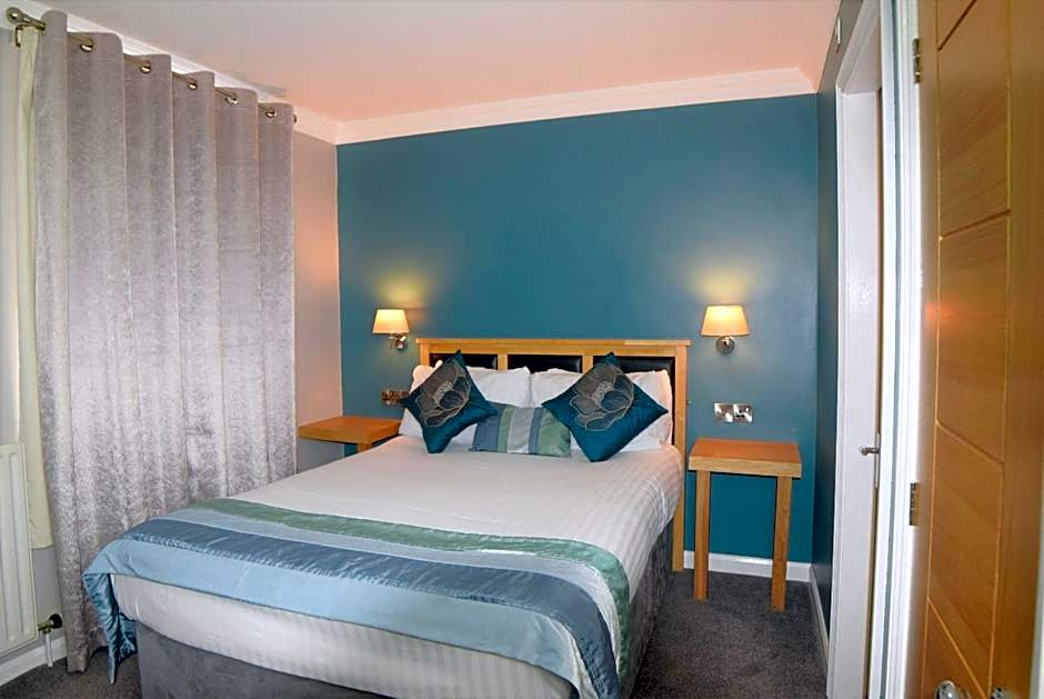 Dovedale Hotel and Restaurant