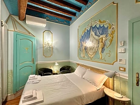 Queen Double Room