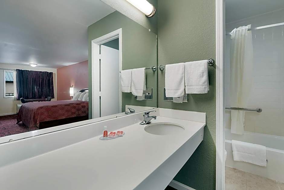 Econo Lodge Thomaston