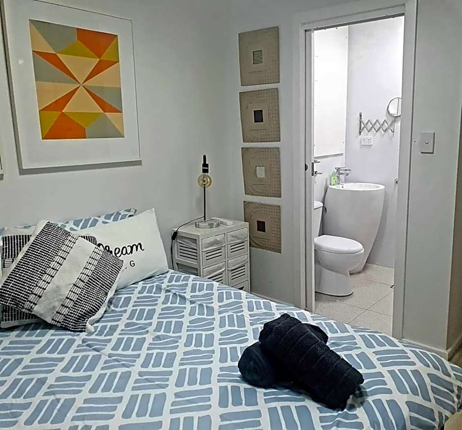 Coastal Oceanview 2Bedrm 2Bath Pool & Slide!