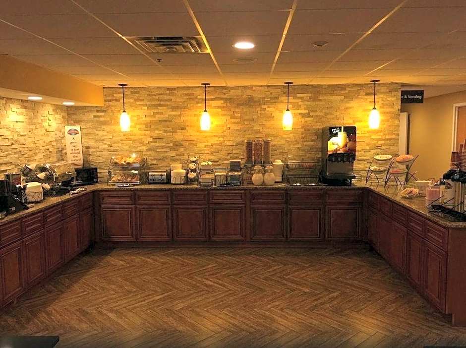 A Victory Hotel & Suites