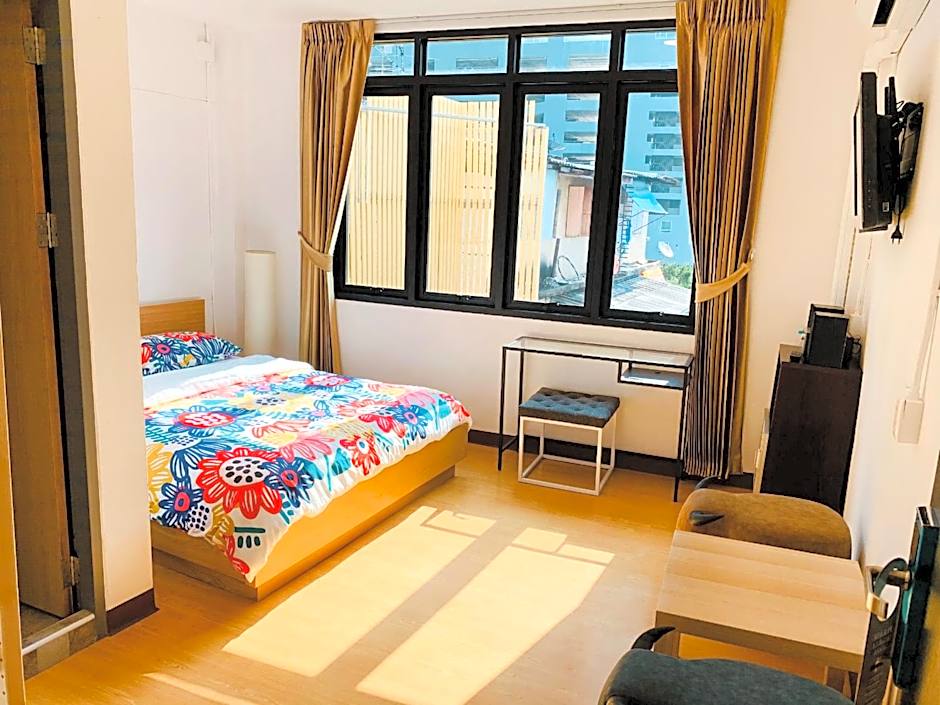 Daraya Hostel