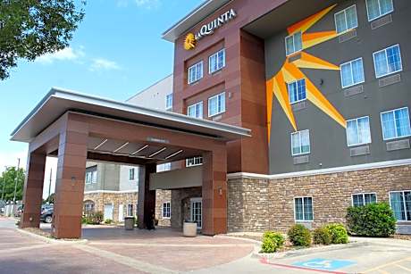 La Quinta Inn & Suites by Wyndham Schertz