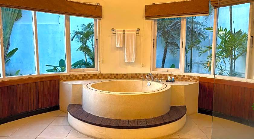 The Beverly Hills Bali a Luxury Villas & Spa