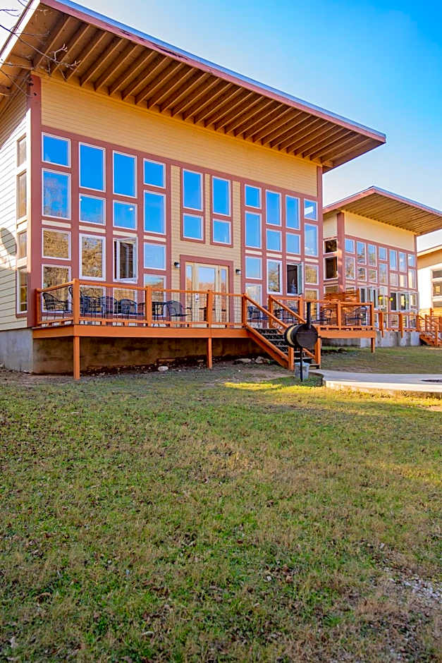 Seven Bluff Cabins