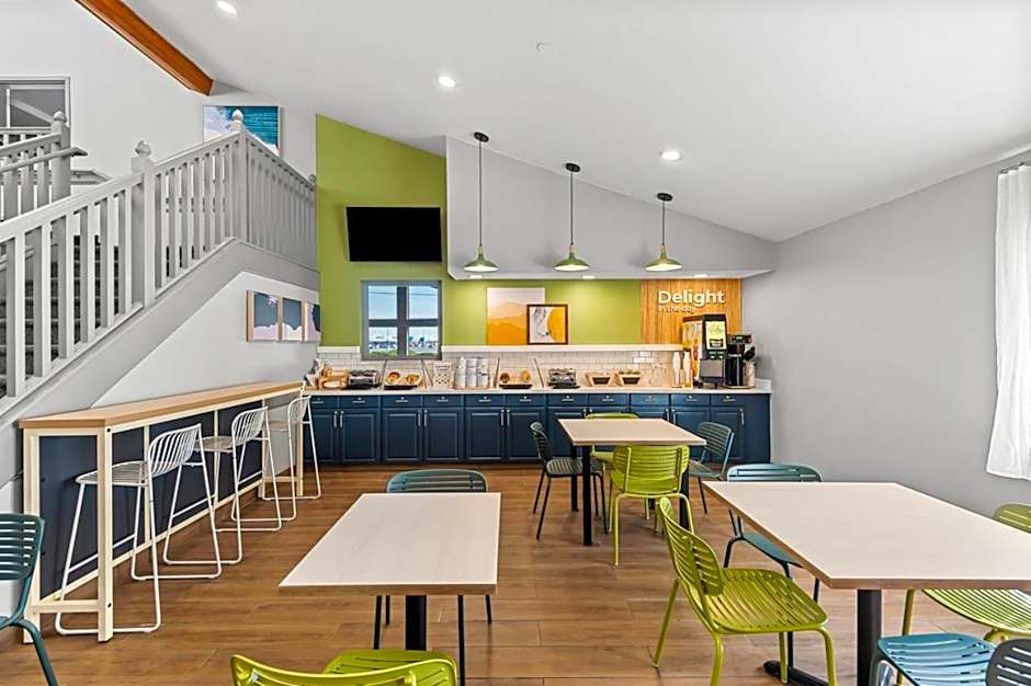 Spark by Hilton Cedar Falls