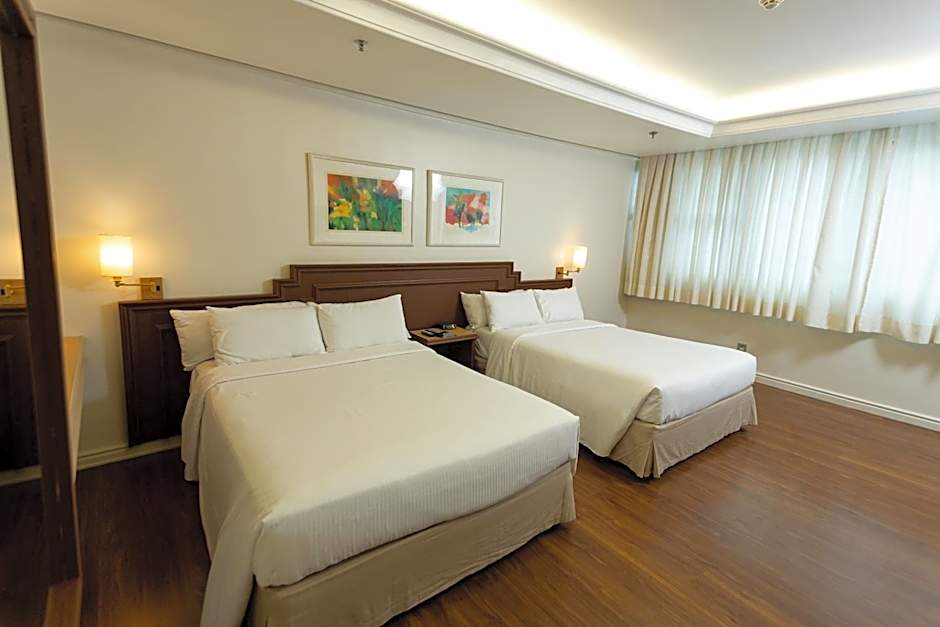 Master Porto Alegre Hotel - Av Carlos Gomes, Proximo ao Consulado Americano
