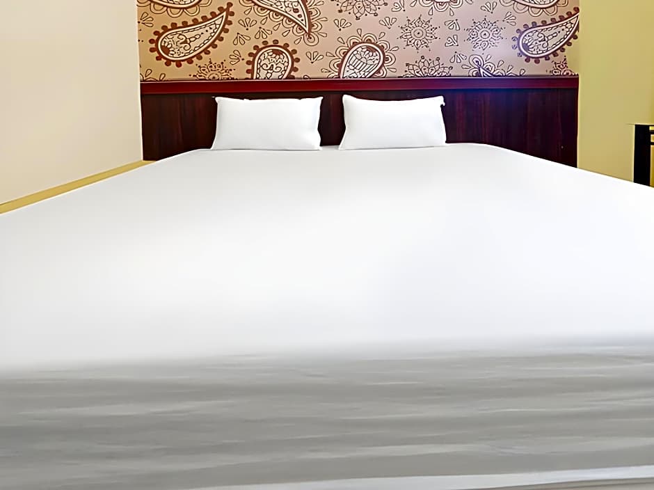 Hotel O Iconiq Rooms