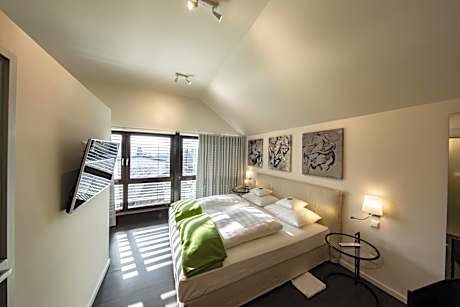 Suite Himmelstürmer with Balcony and Garden View