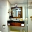 Alhambra Hotel & Convention, BW Signature Collection