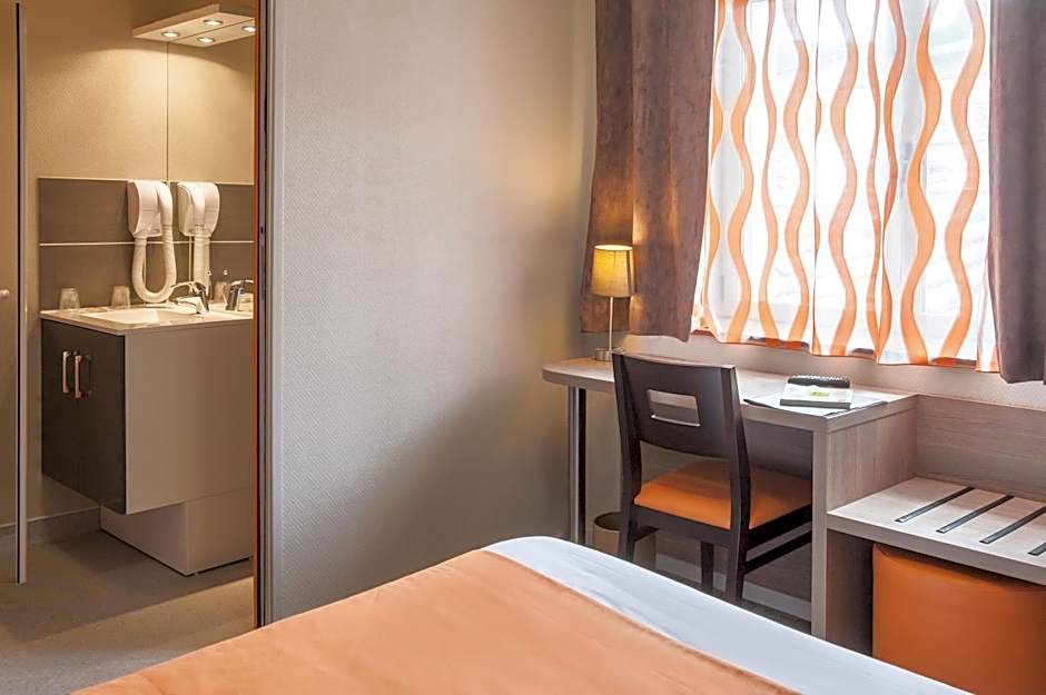 Logis Hôtel Les Voyageurs