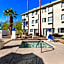 Days Inn & Suites by Wyndham Mesa Near Phoenix