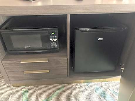 McAllen Grand Plaza Hotel - Alojamientos en MCALLEN