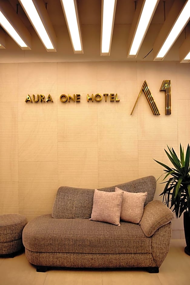 Aura One Hotel