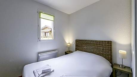 Three-Bedroom Apartment (8 Adults)